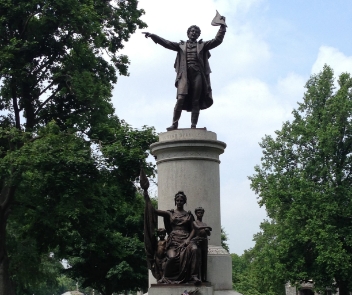 Photograph of Francis Scott Key Memorial