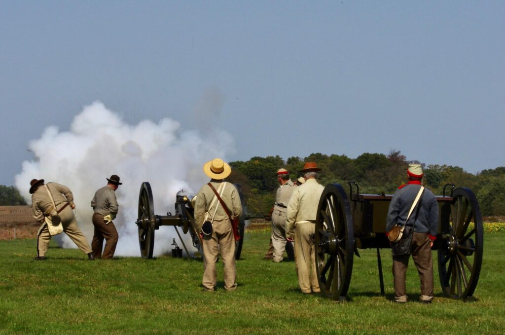 Photo of artillery demonstrations at Antietam National Battlefield